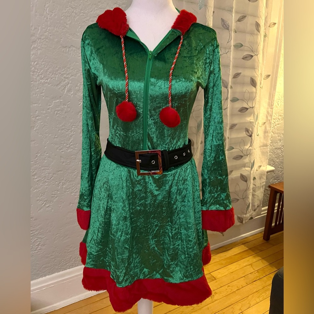 NWT Green & Red Sassy Elf Santa Costume Set - Picture 2 of 10